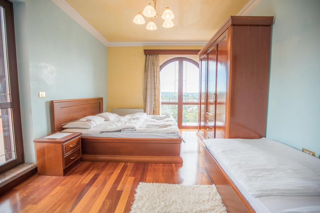 בפורטורוז Apartments Leonarda מראה חיצוני תמונה