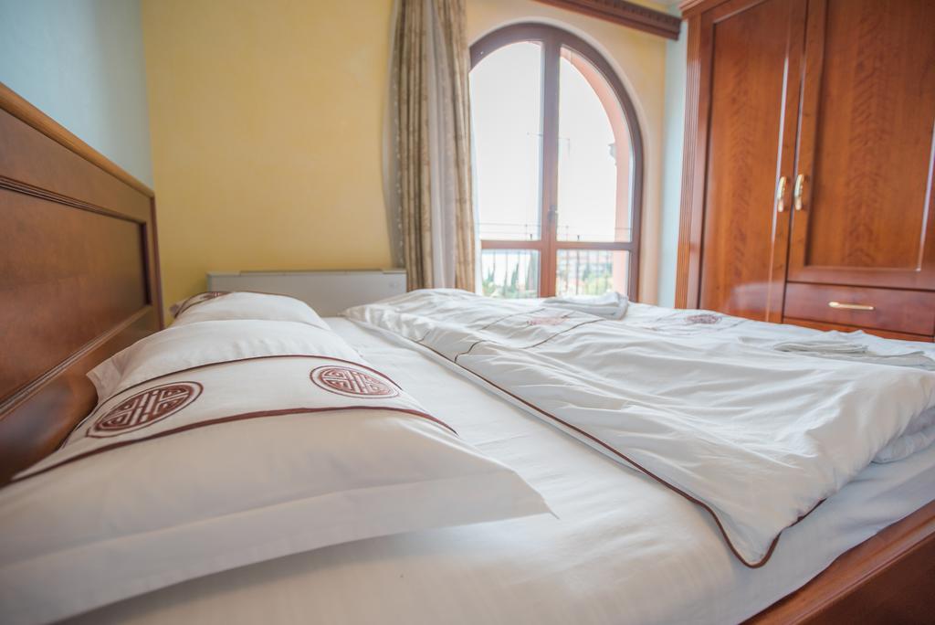 בפורטורוז Apartments Leonarda מראה חיצוני תמונה