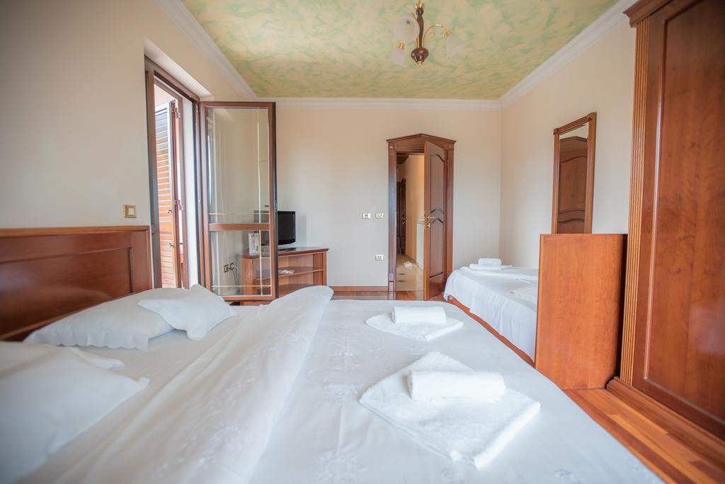 בפורטורוז Apartments Leonarda מראה חיצוני תמונה
