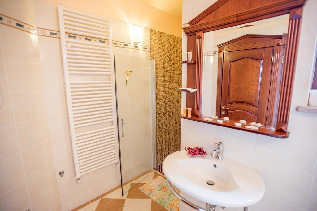 בפורטורוז Apartments Leonarda מראה חיצוני תמונה