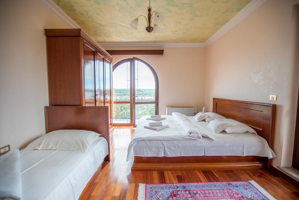 בפורטורוז Apartments Leonarda מראה חיצוני תמונה